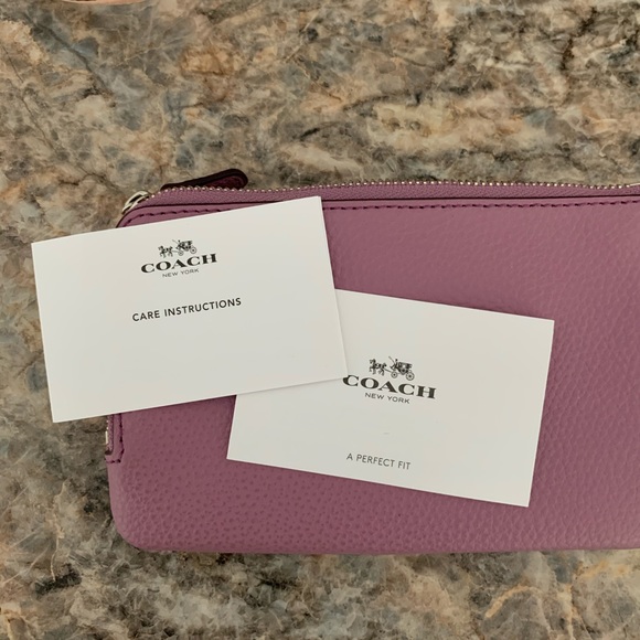Coach Wristlet - Picture 5 of 5